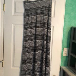 Long black and white skirt